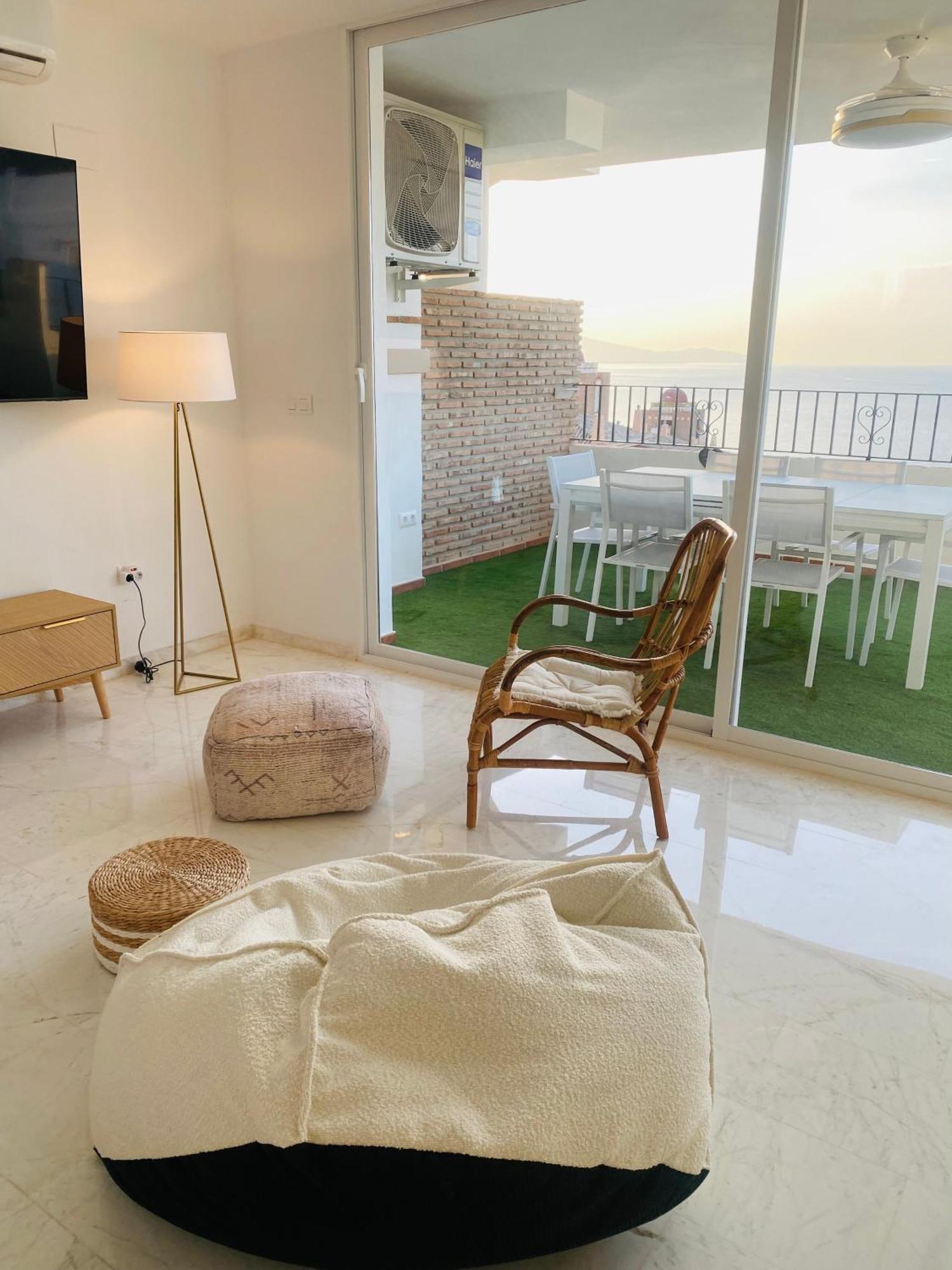 Jardines De Adnania En Marina Del Este Con Vista Al Mar Ada 拉海瑞德拉 外观 照片