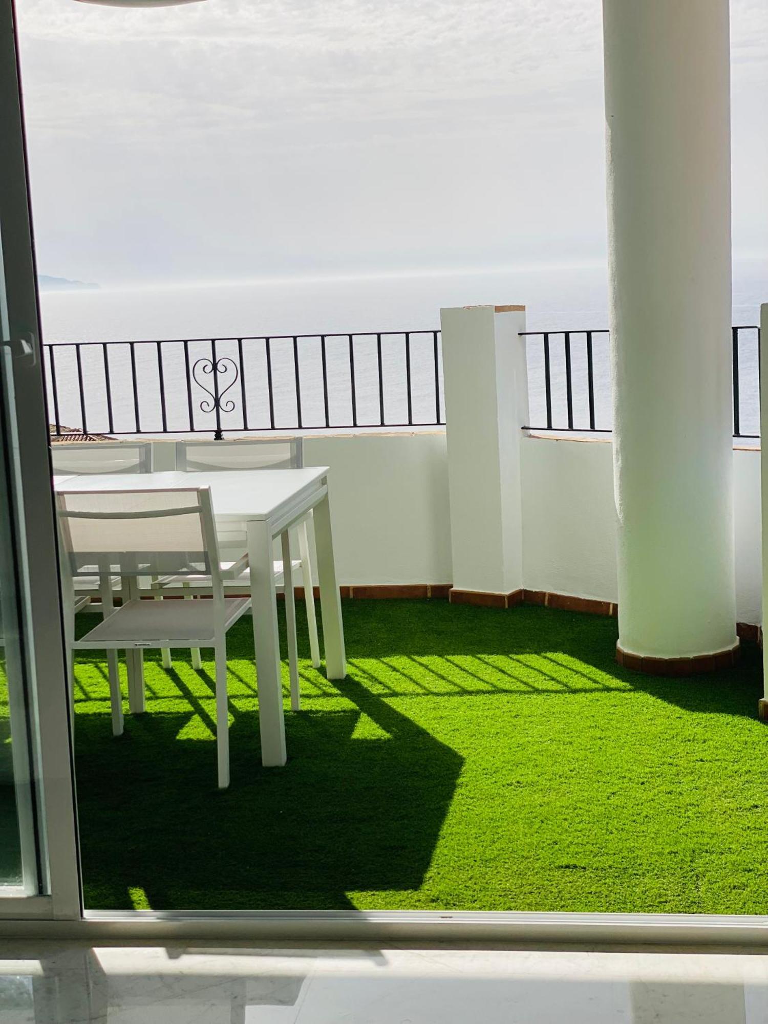 Jardines De Adnania En Marina Del Este Con Vista Al Mar Ada 拉海瑞德拉 外观 照片
