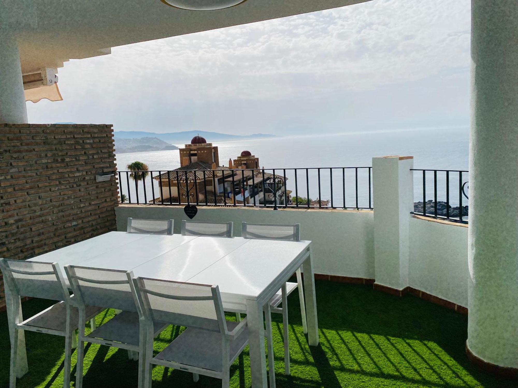 Jardines De Adnania En Marina Del Este Con Vista Al Mar Ada 拉海瑞德拉 外观 照片